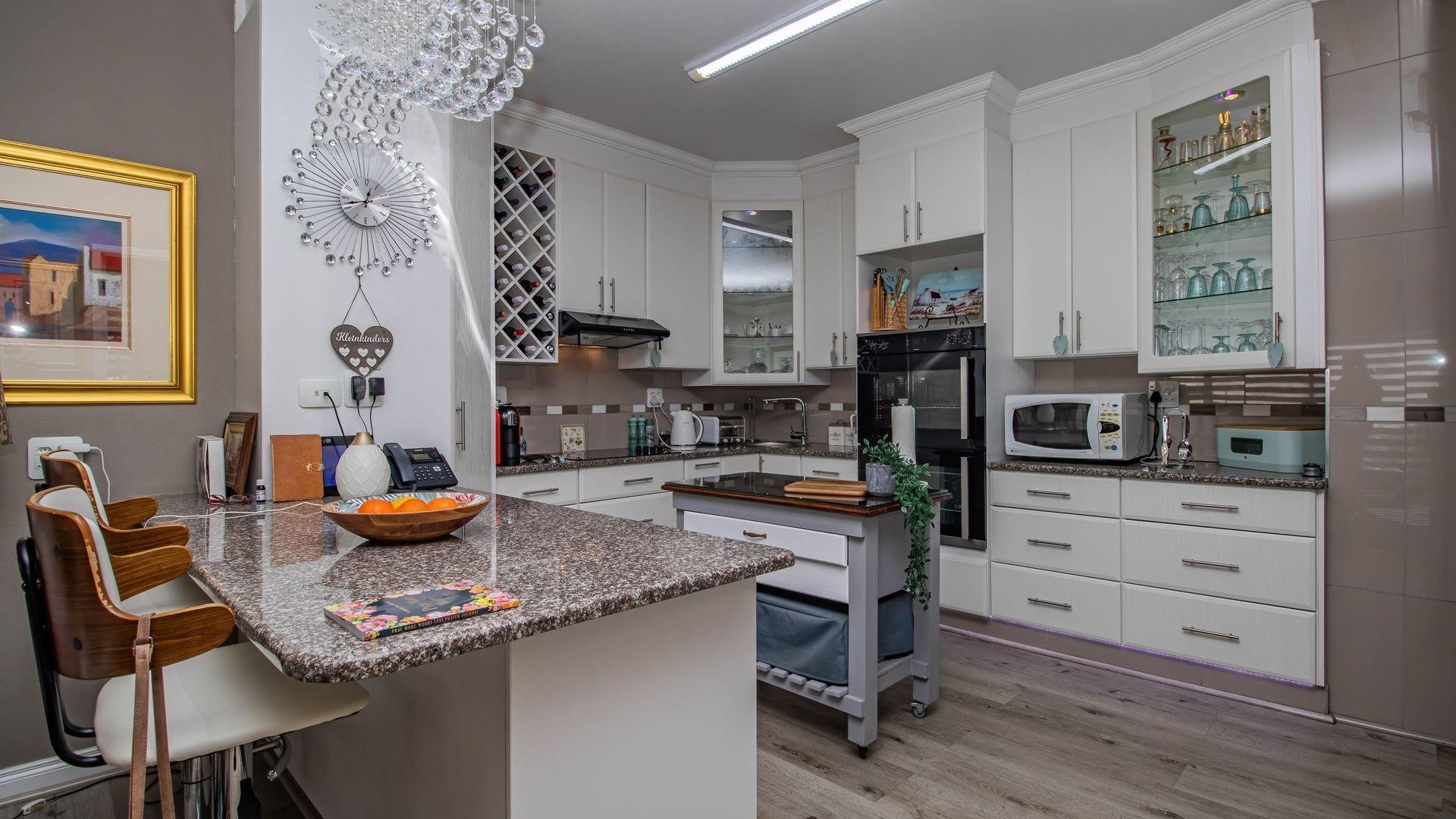 Comfortable Retirement Living in Mossel Bay-One-Level!