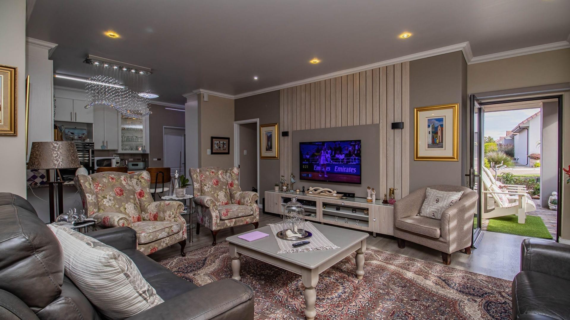Comfortable Retirement Living in Mossel Bay-One-Level!