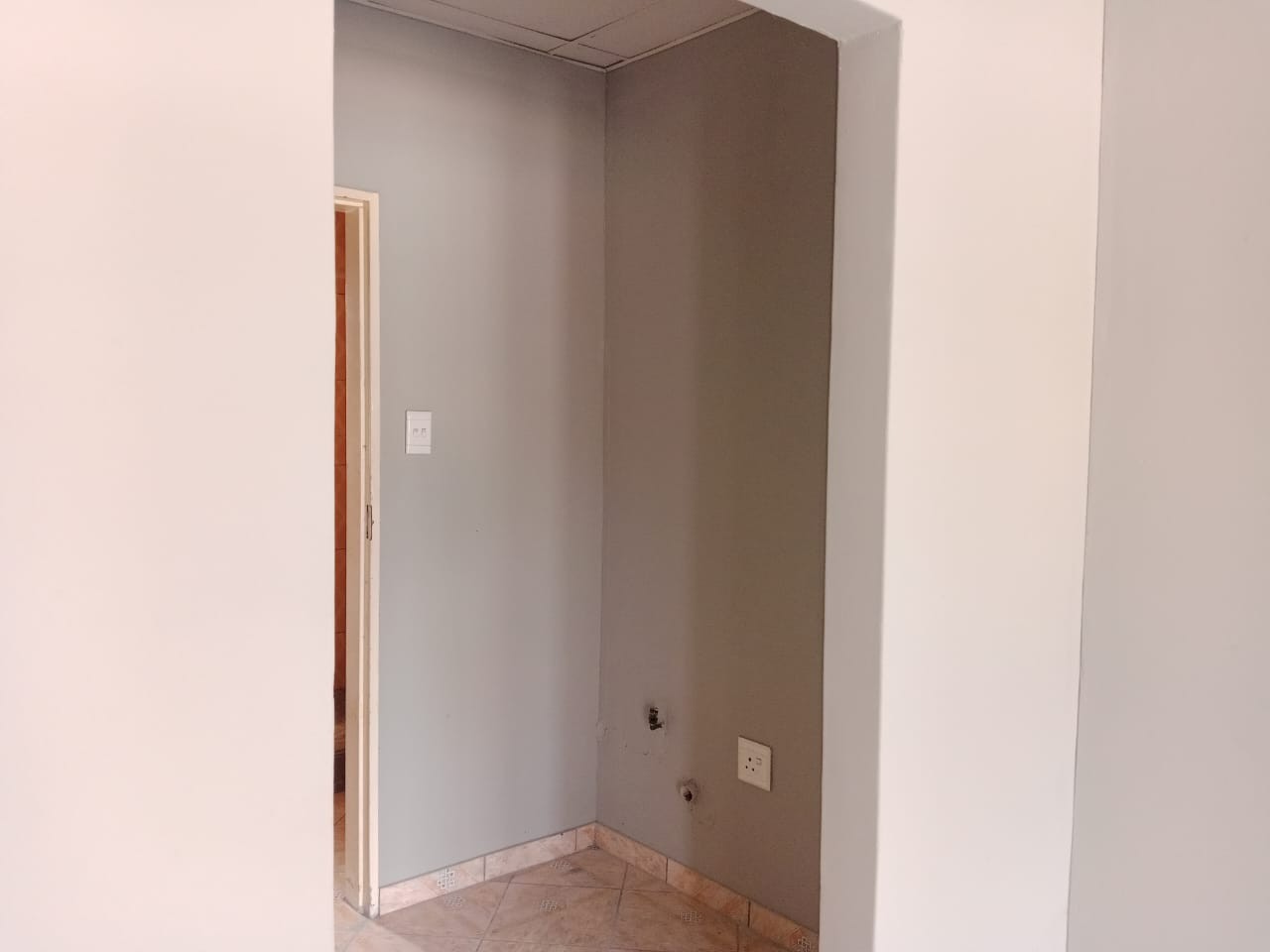 Two bedroom apartment available to rent in Kruger Street, Bo-Dorp