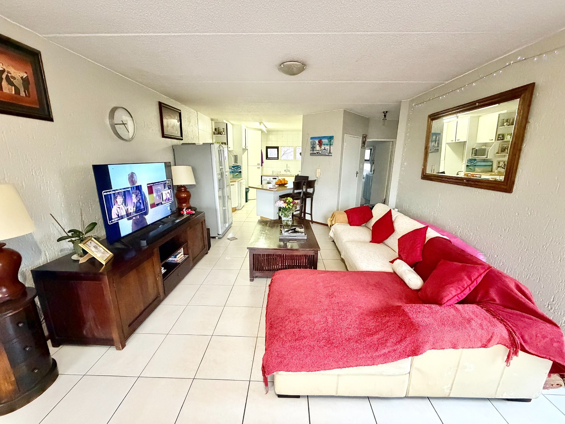 2 Bedroom First Floor Townhouse For Sale in Sunninghill, Sandton
