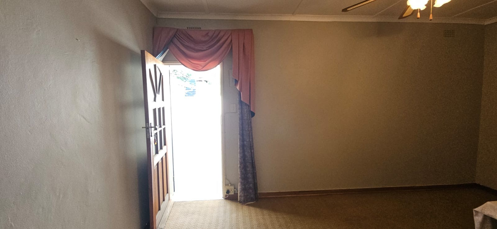 Neat family home in well sought after area. Tranquil garden with sprinkler system