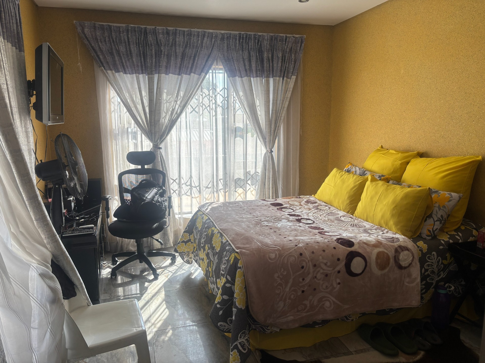 House For Sale in Bram Fischerville Soweto
