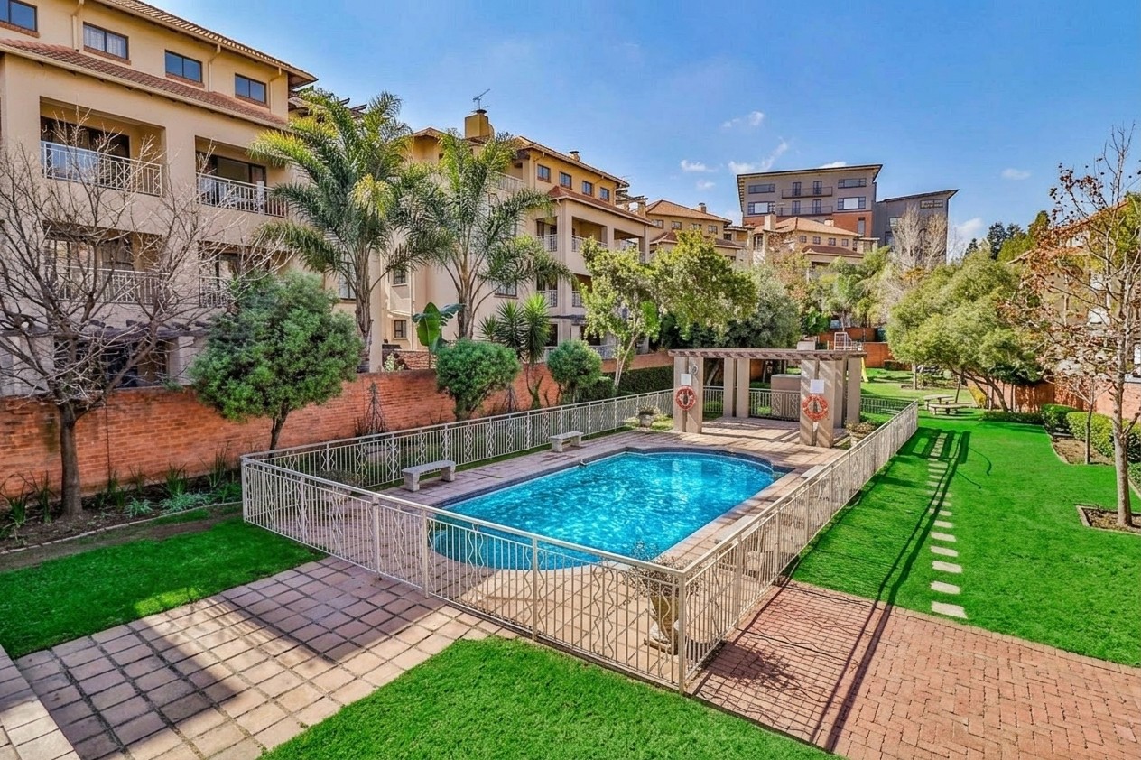 Apartment For Sale in Sunninghill, Sandton