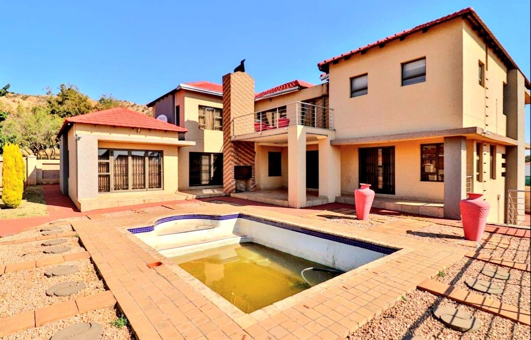 Exclusive Mansion available for sale