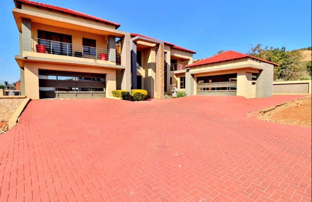 Exclusive Mansion available for sale