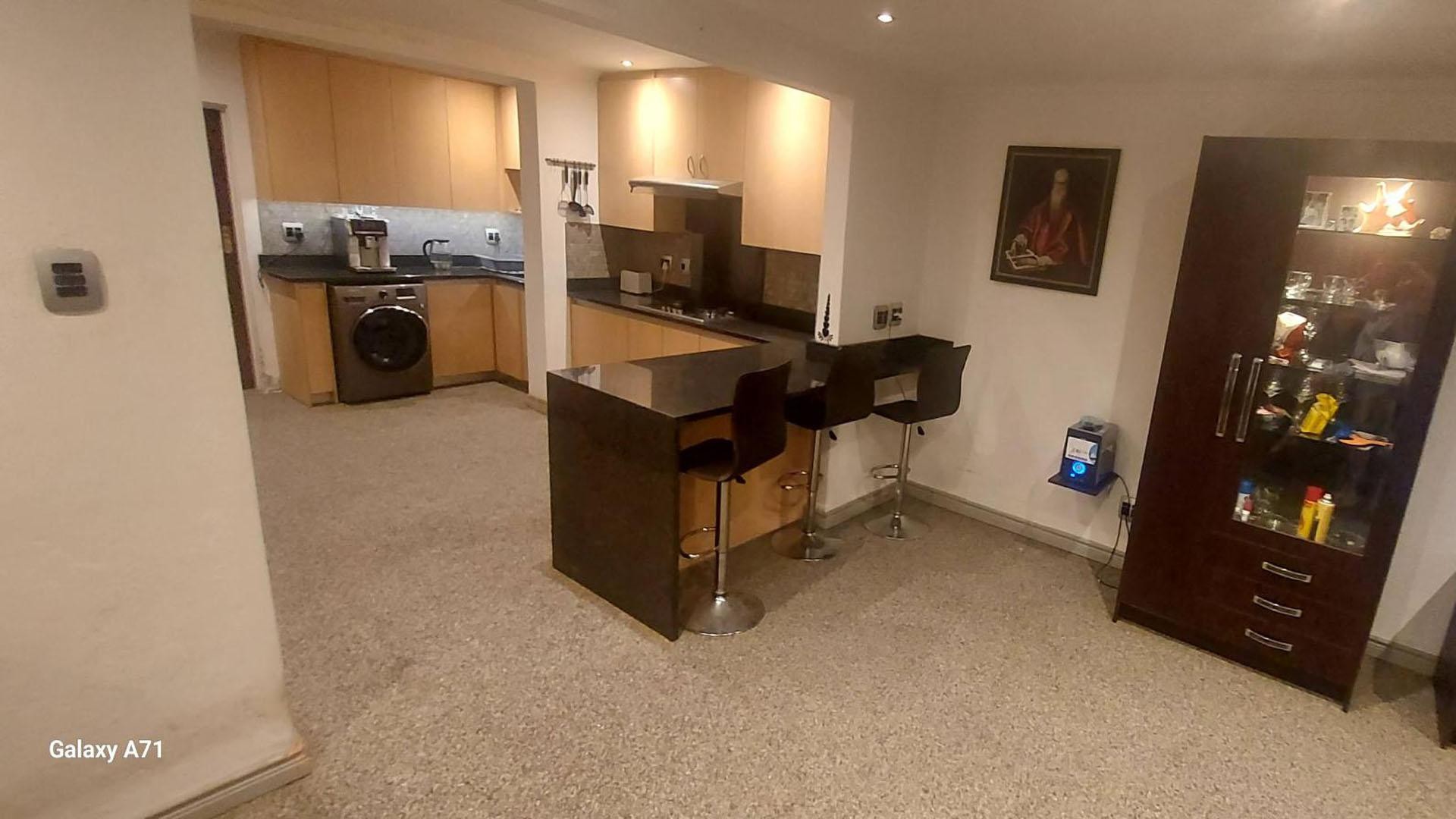 3 Bedroom House for Sale in Bryanston