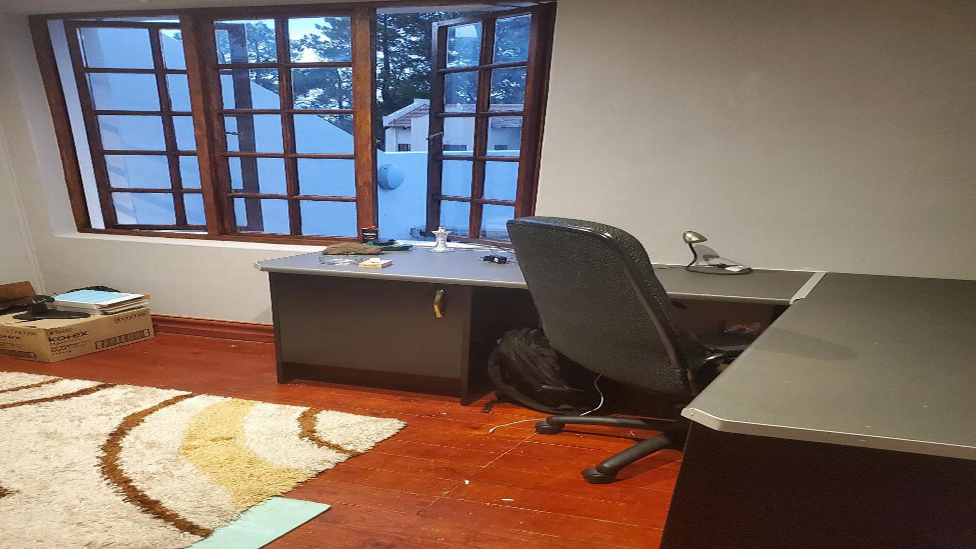 3 Bedroom House for Sale in Bryanston