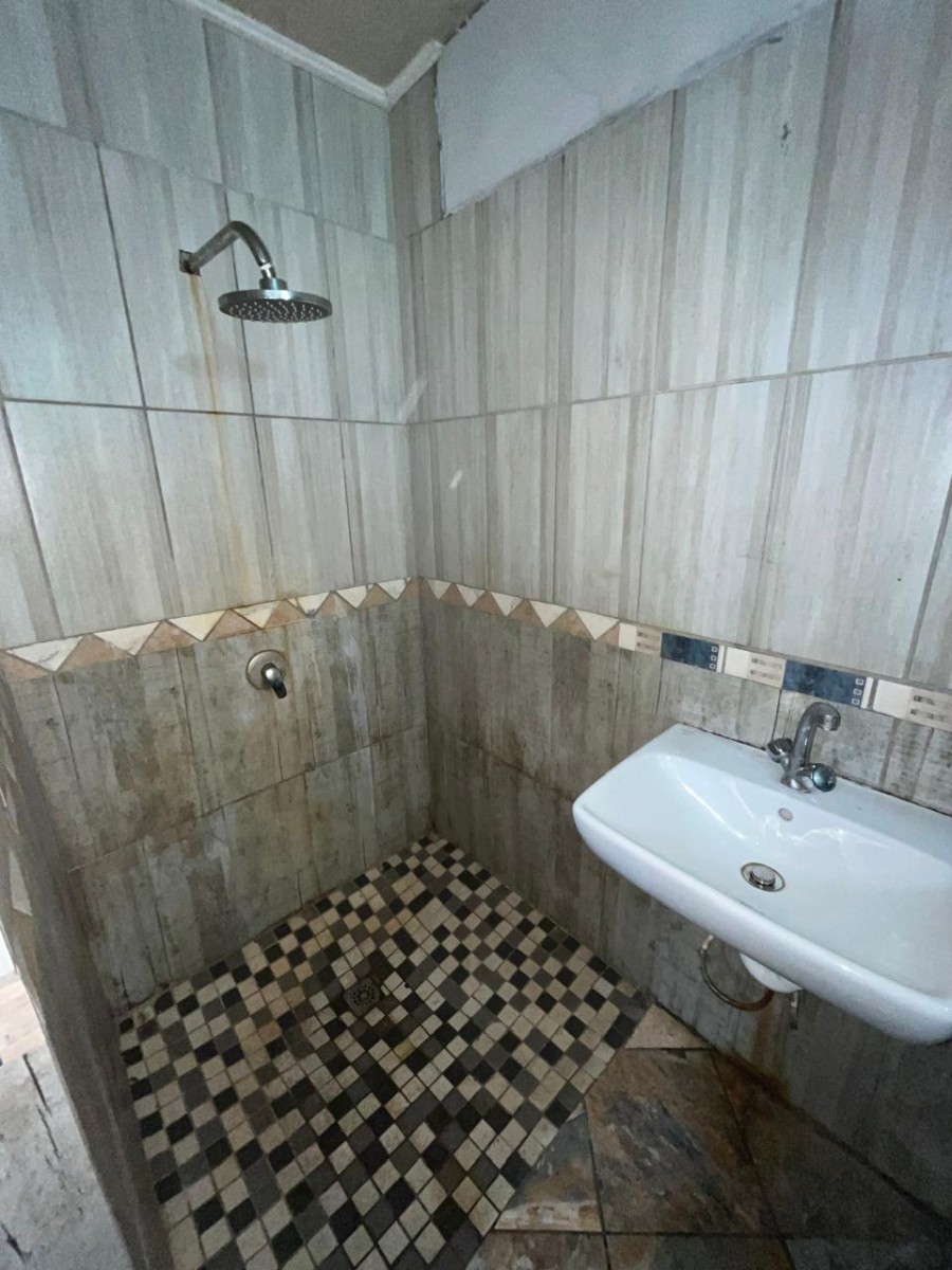 Bachelor Flat - Ideal for Single Professional or Student