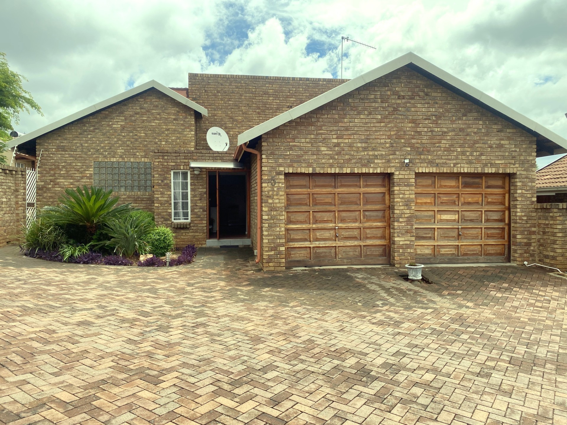Townhouse To Rent in Newlands, Pretoria