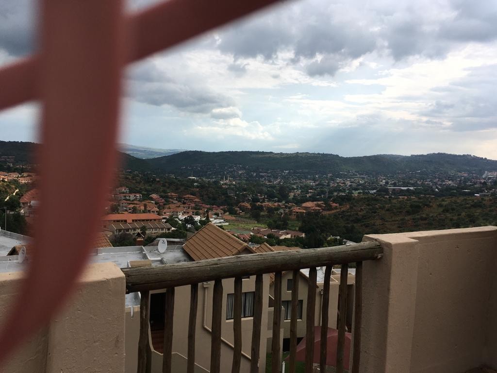 Townhouse For Sale in Winchester Hills, Johannesburg