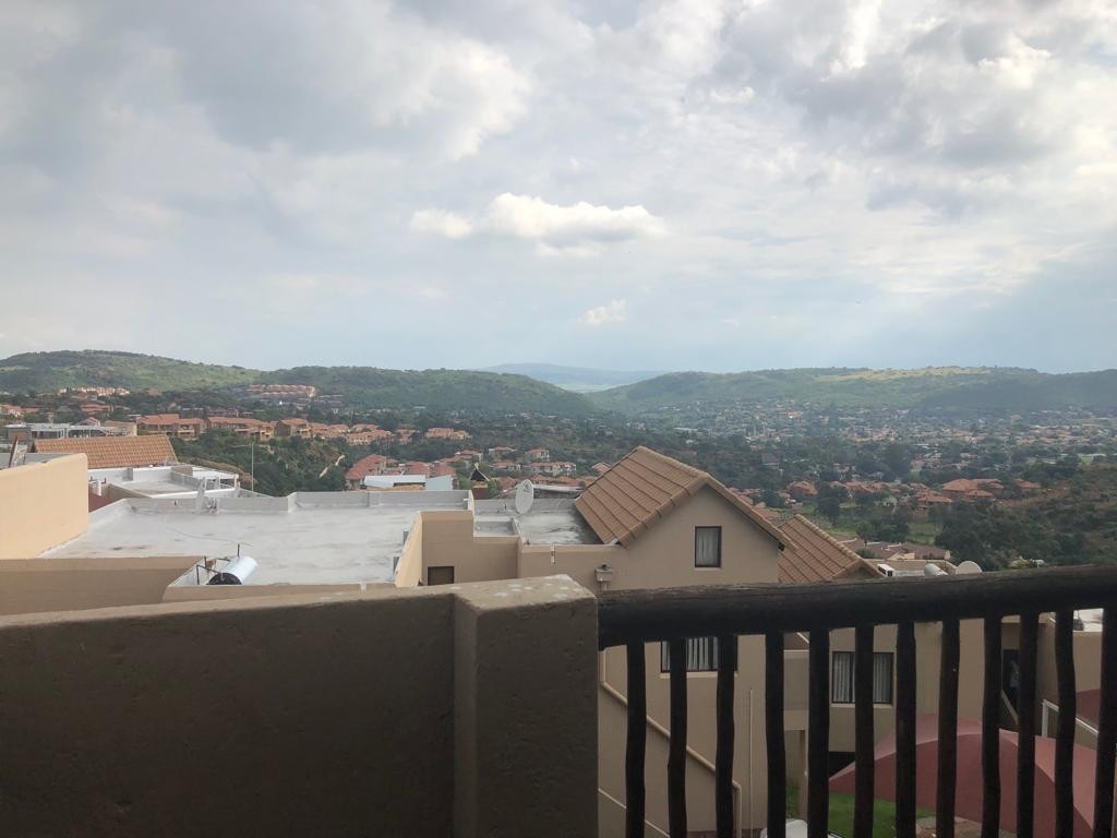 Townhouse For Sale in Winchester Hills, Johannesburg