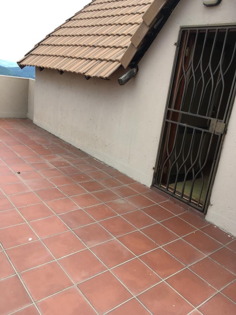 Townhouse For Sale in Winchester Hills, Johannesburg