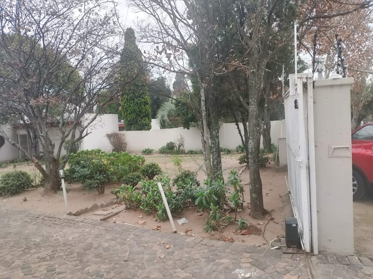 Set on an expansive 1,548 sqm stand property for sale in Buccleuch