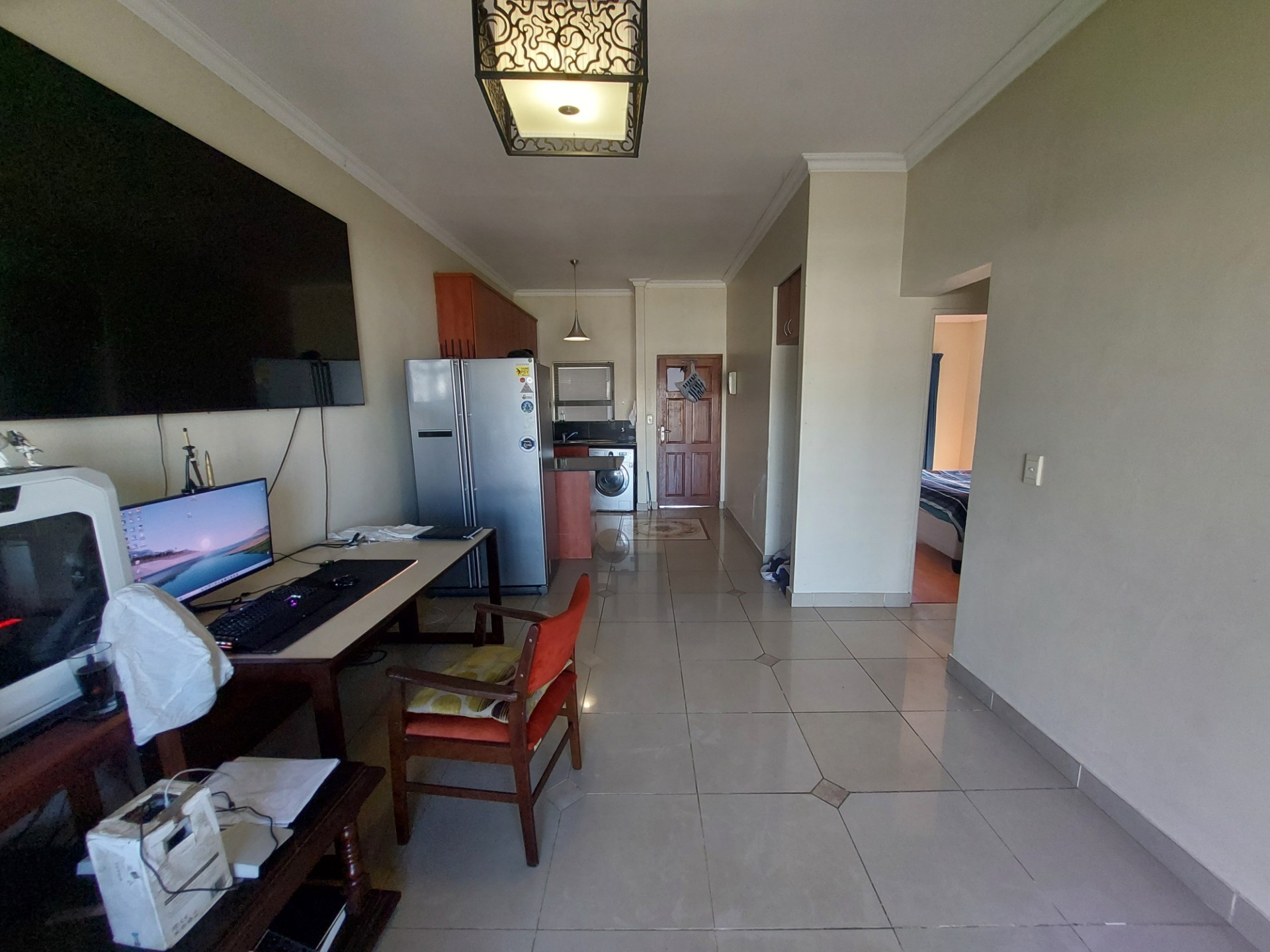 Stylish 2-Bedroom Apartment | Lock-Up Garage | Secure Complex on Main Arterial
