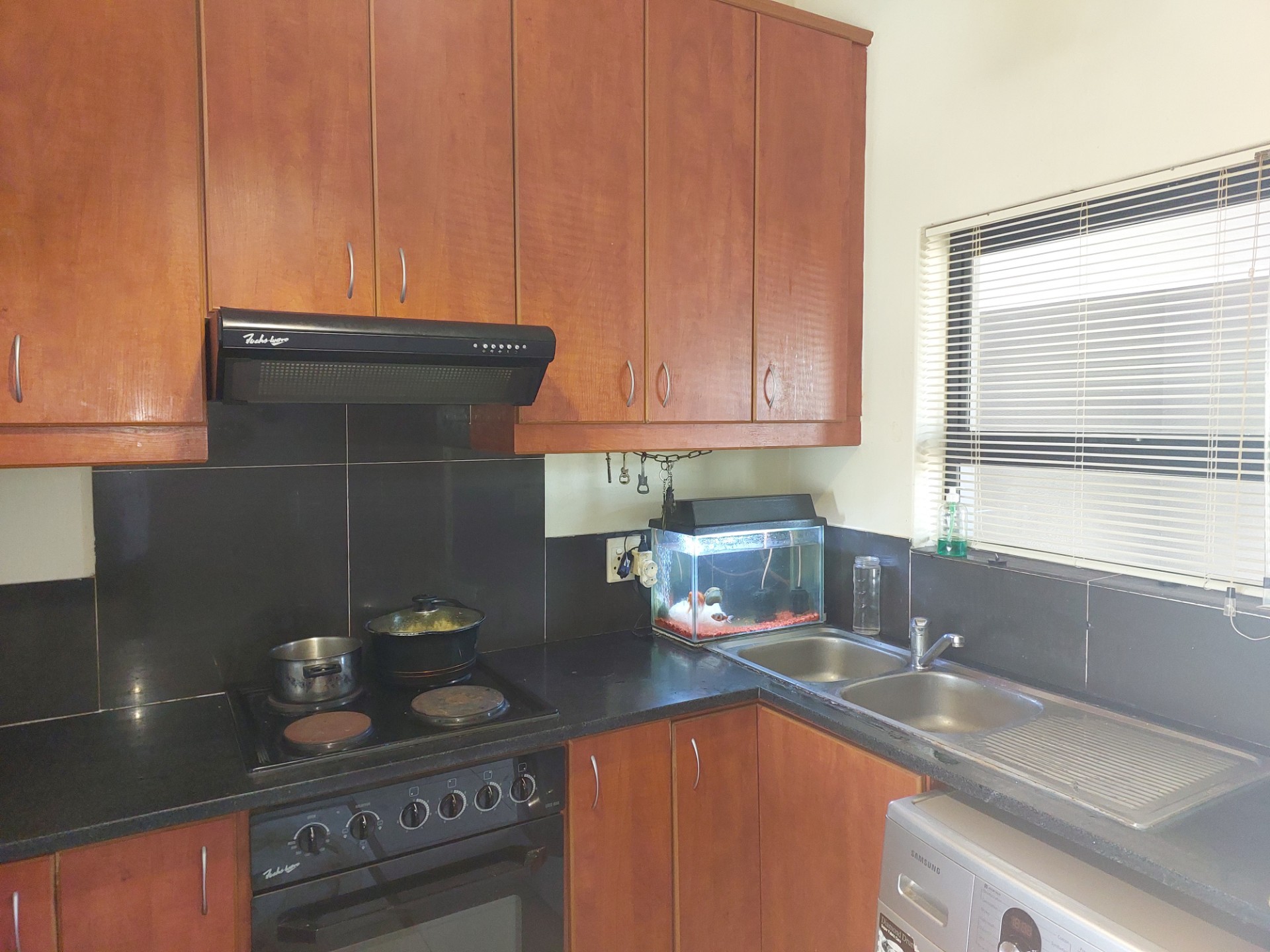 Stylish 2-Bedroom Apartment | Lock-Up Garage | Secure Complex on Main Arterial