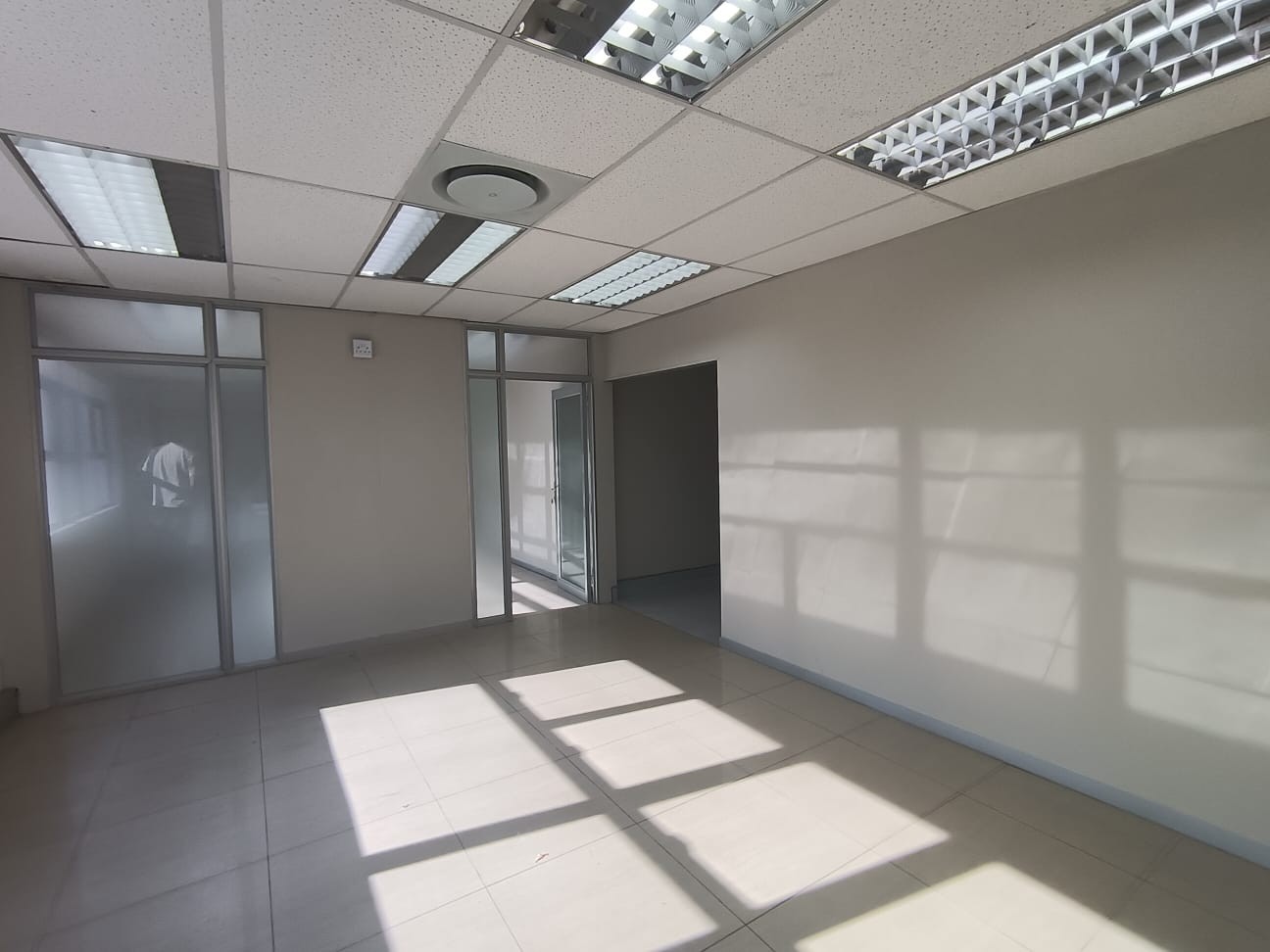 145 m² Premium Offices To Let | Island Office Park | Riverhorse Valley