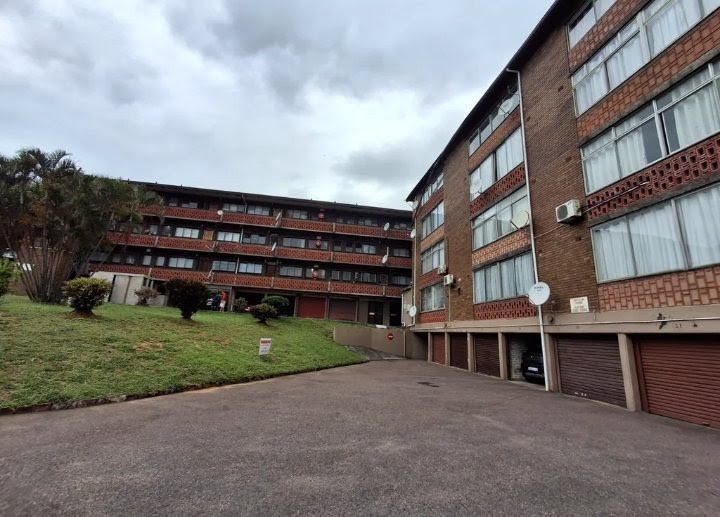 Harbour view apartment For Sale in Bluff , Durban, KwaZulu Natal