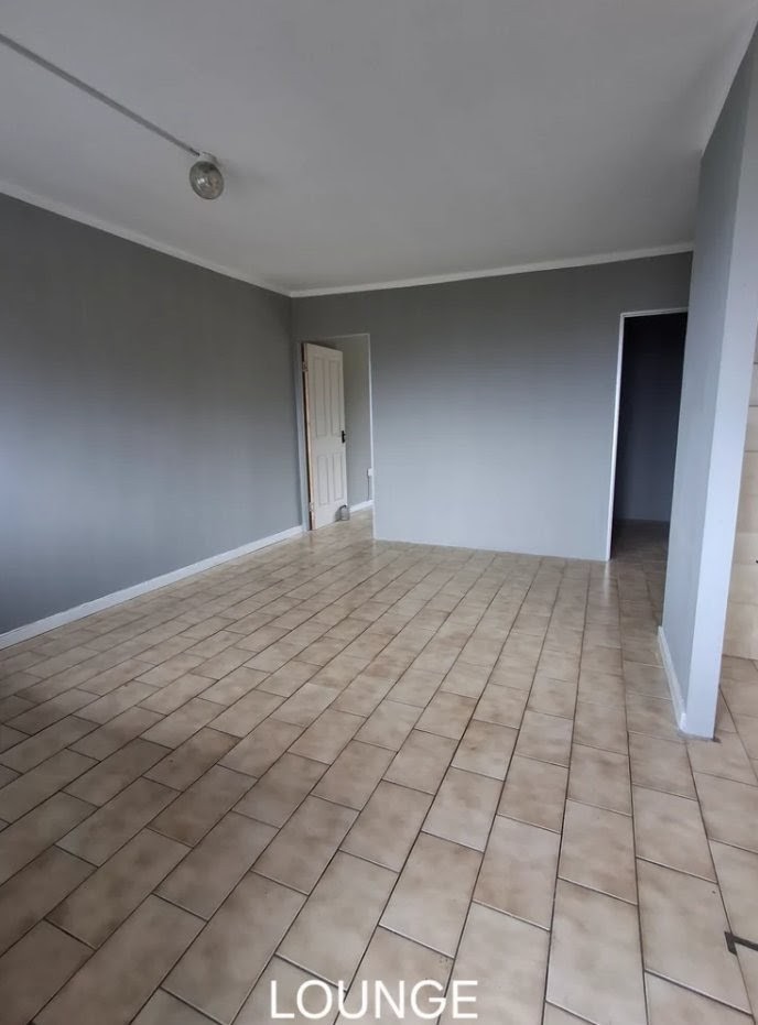 Harbour view apartment For Sale in Bluff , Durban, KwaZulu Natal