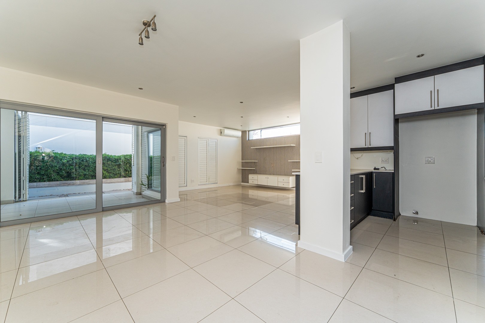 Modern 3-Bedroom Cluster for Rent