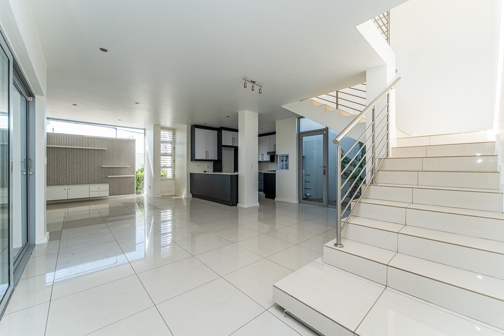 Modern 3-Bedroom Cluster for Rent