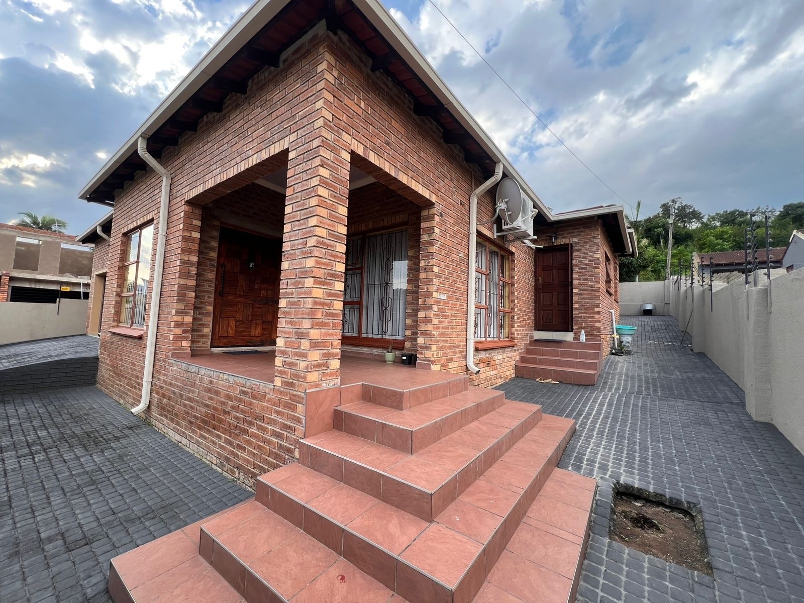 House For Sale in Kamagugu, Nelspruit