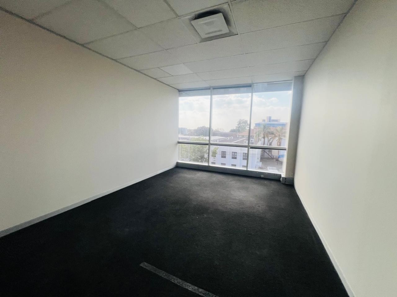 Office To Rent in Ferndale, Randburg