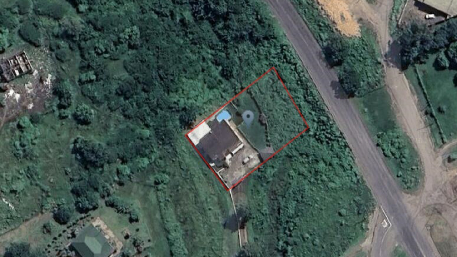 LUXURIOUS 5 BEDROOM MULTI-LEVEL HOME WITH ENTERTAINER’S DREAM FEATURES