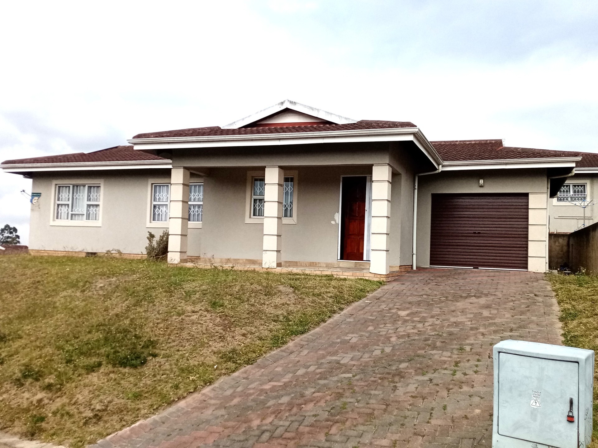 3 Bedroom Townhouse For Sale in Motalabad, Kloof, KwaZulu Natal