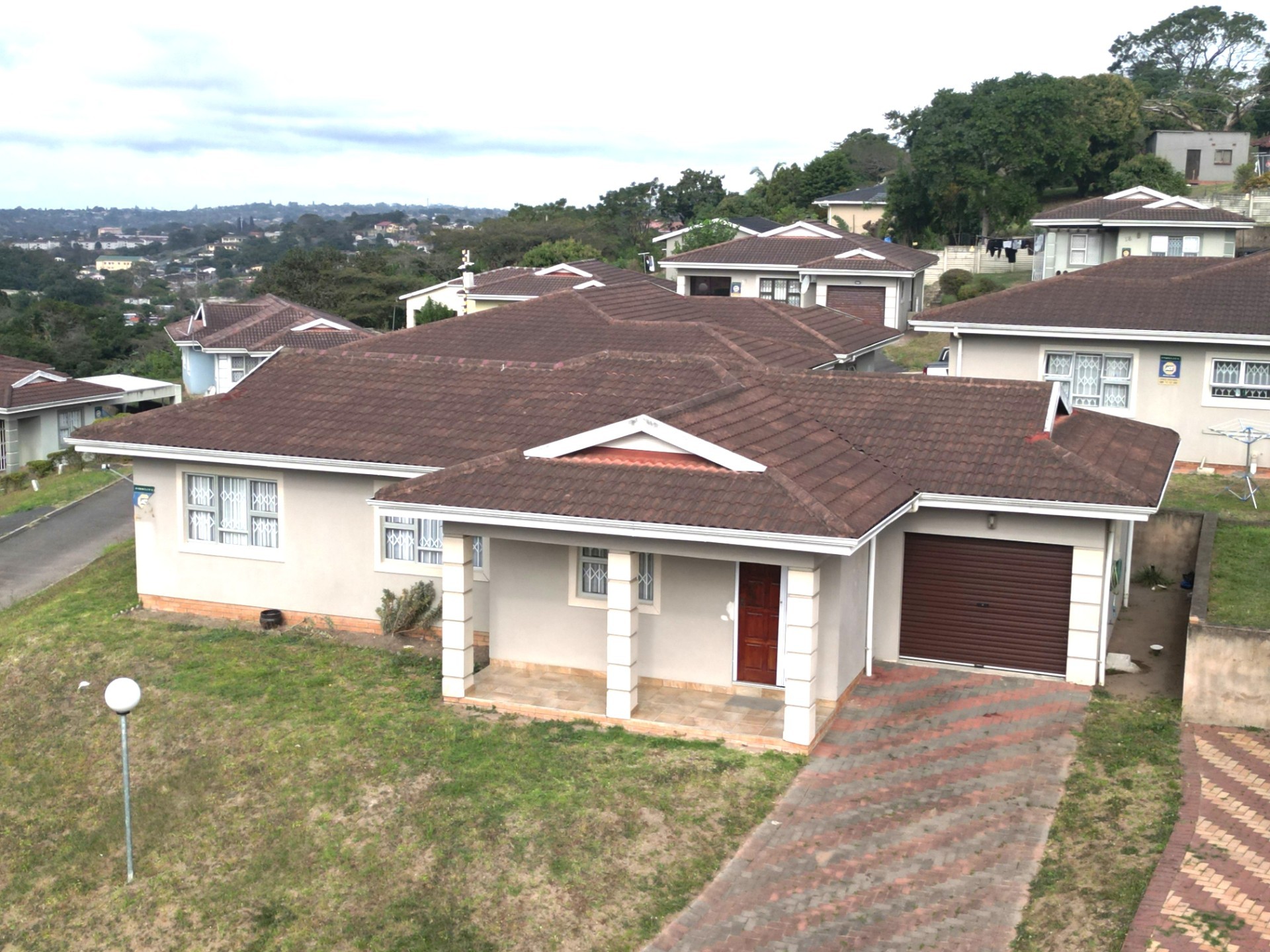3 Bedroom Townhouse For Sale in Motalabad, Kloof, KwaZulu Natal