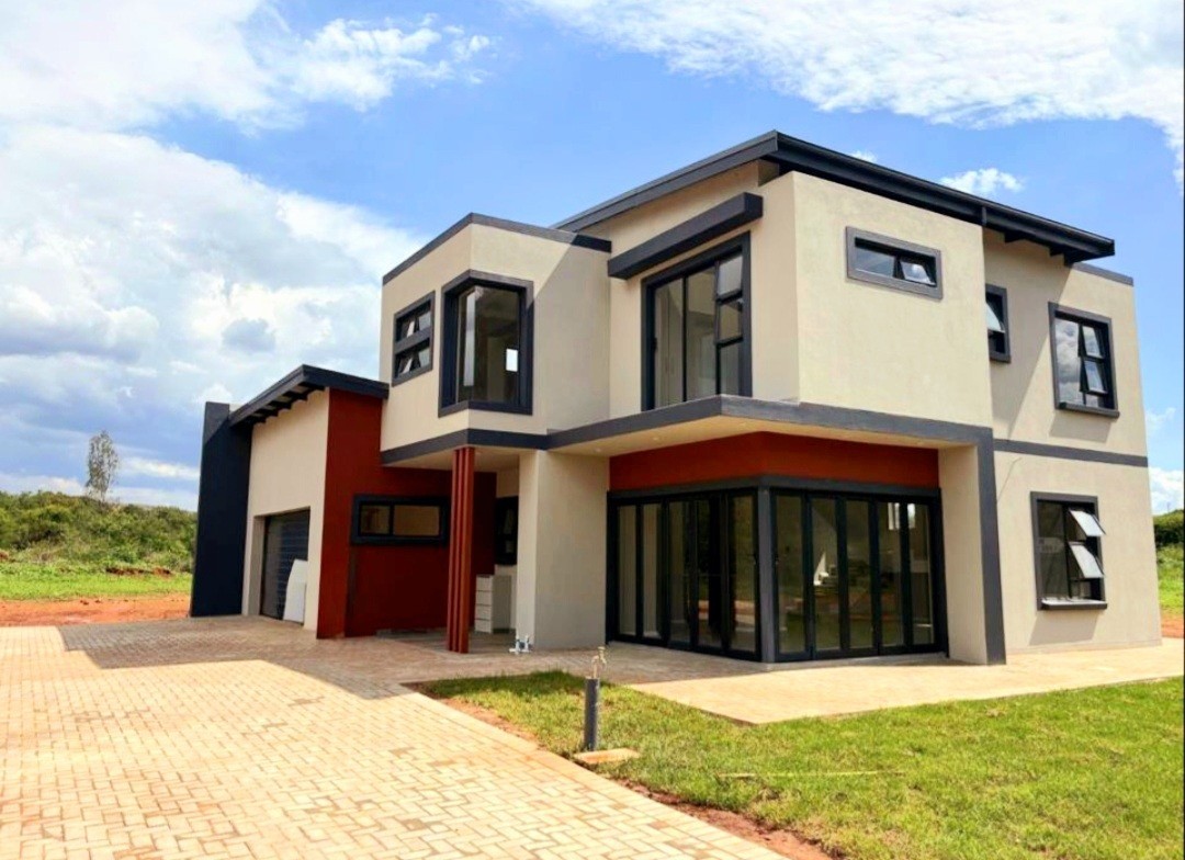 EXTRAORDINARY MODERN DOUBLE STOREY HOUSE