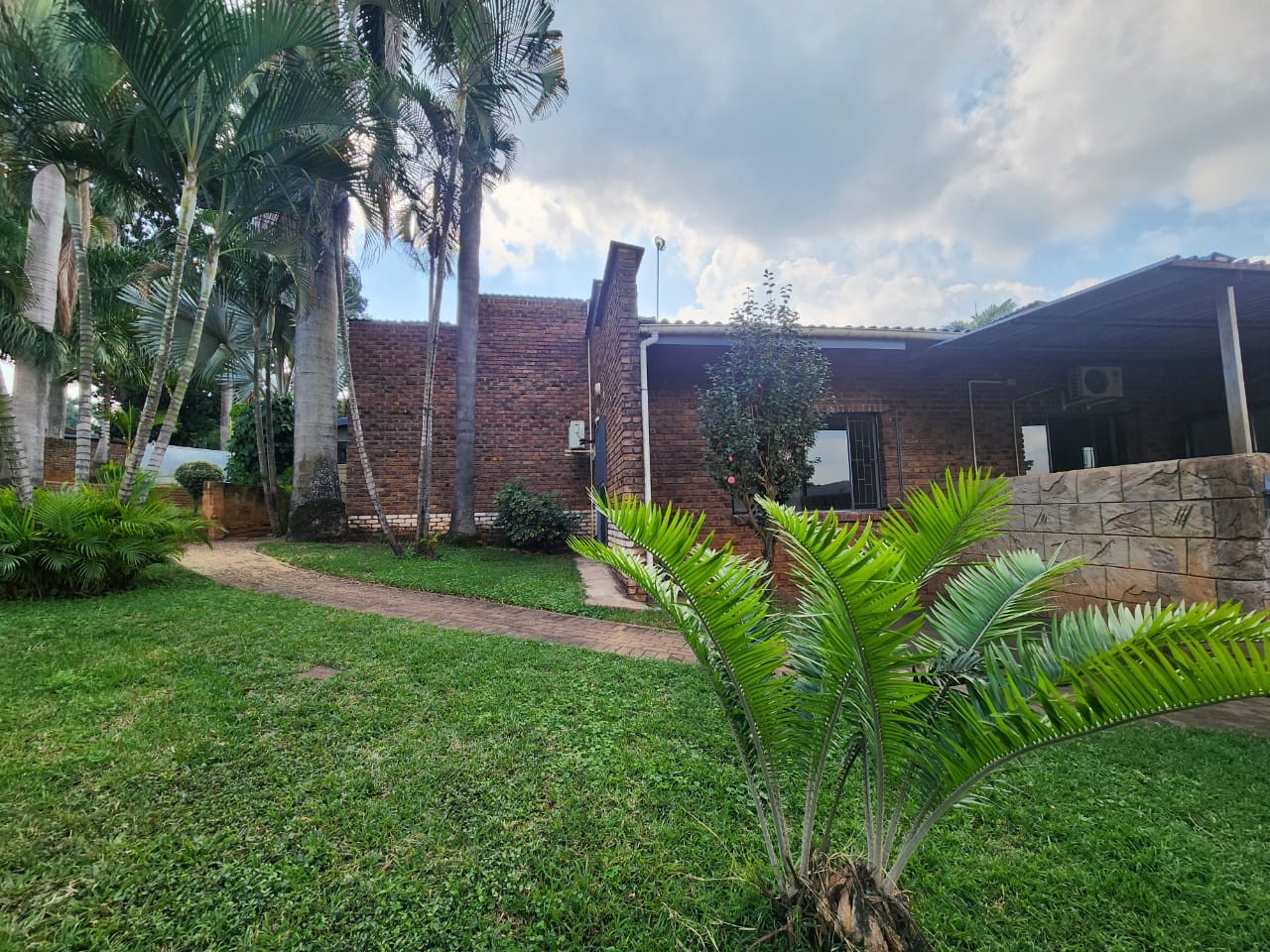 Exceptional Family Living with Outstanding Income Potential in Aquapark