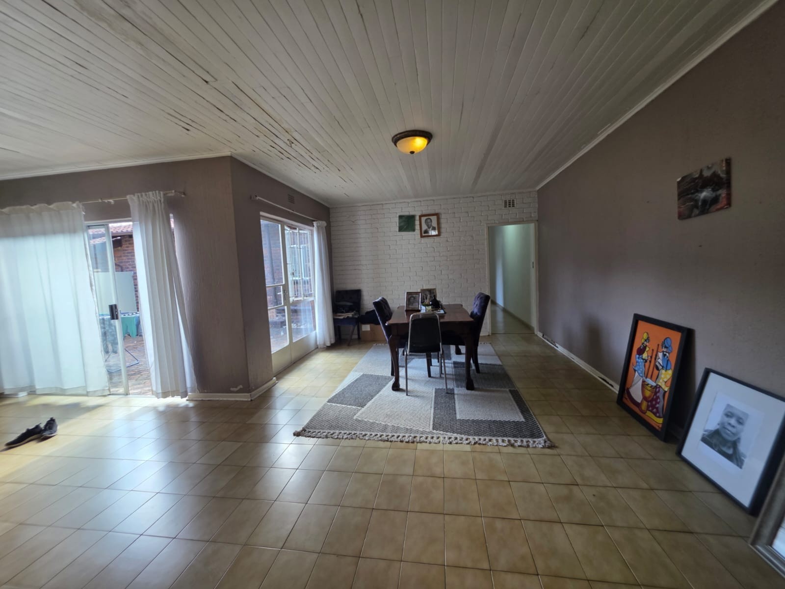 For Sale Fixer Upper 4 Bedroom Townhouse in Windsor East Windsor