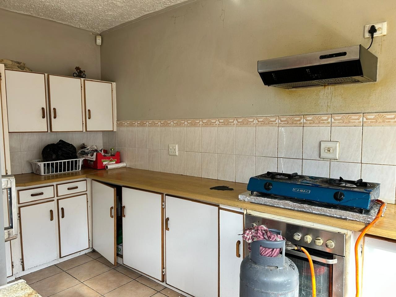 SPACIOUS DOUBLE-STOREY TOWNHOUSE IN SOUGHT-AFTER BLUE WATERS, BEACON BAY