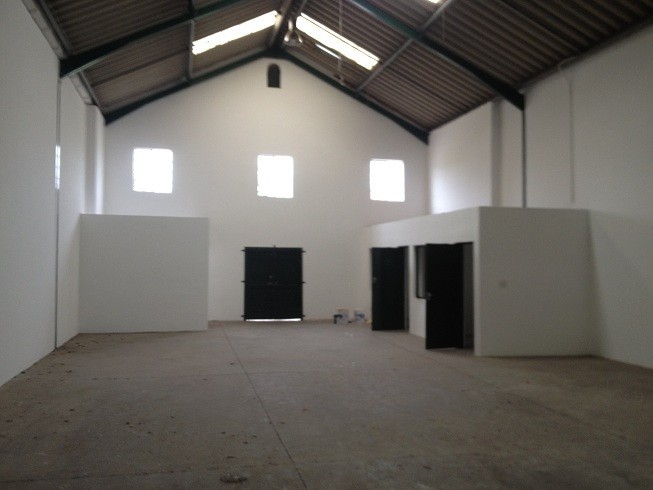 Warehouses to let on North Coast Rd