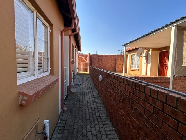 2 Bedroom Townhouse for Sale in Woodwind Estates, The Reeds