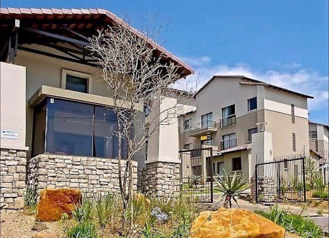 Charming Garden Apartment in the Heart of Sunninghill