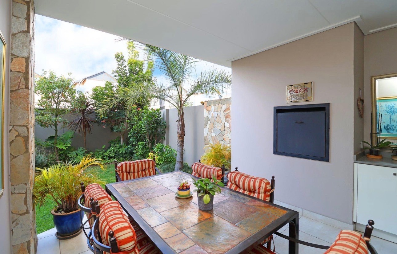 Luxurious 3-Bedroom Garden Apartment - The Polofields Lifestyle Estate