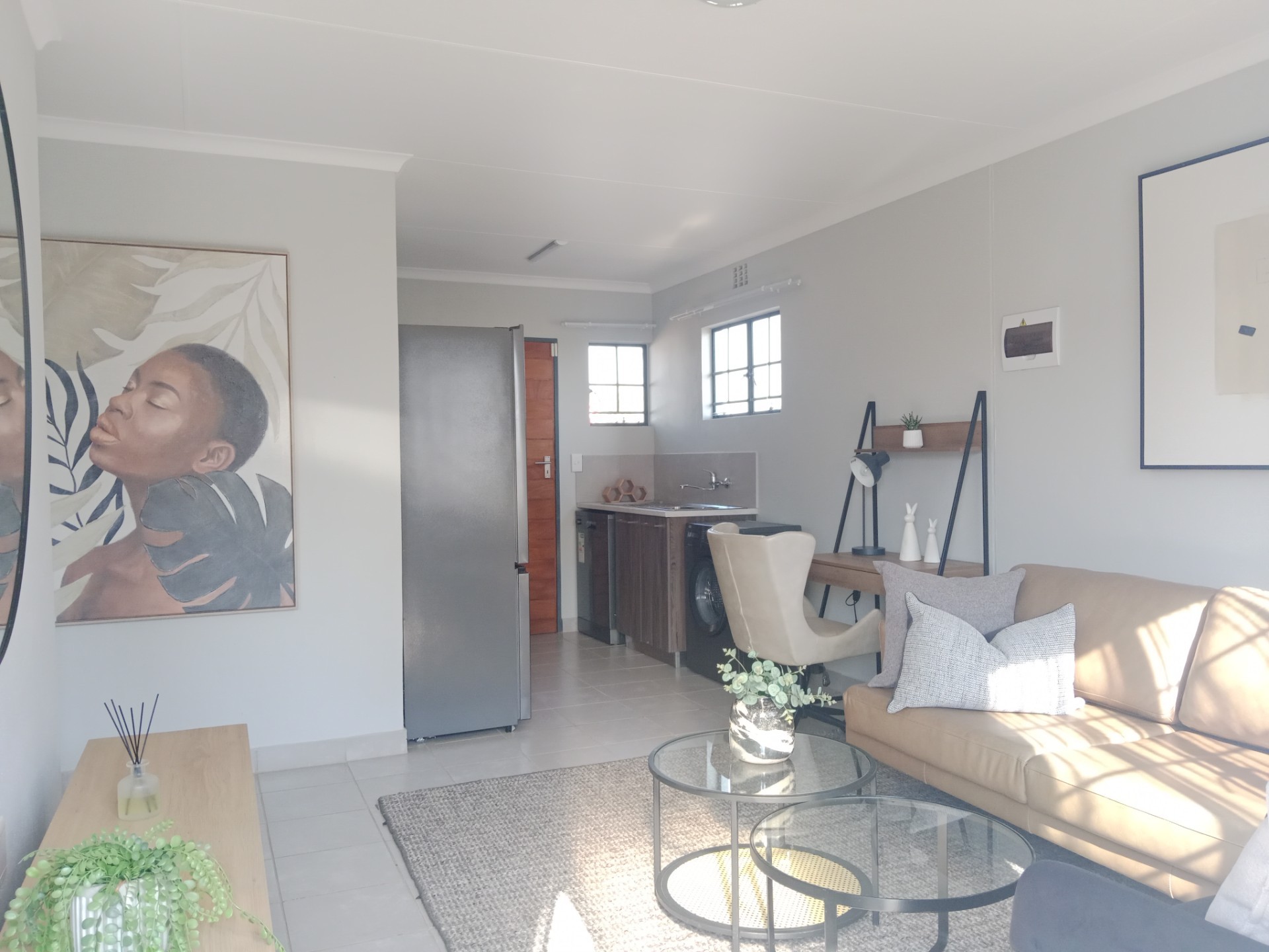 2 Bedroom House To Rent in Diamond City Security Complex near Glenway Estate, Pretoria