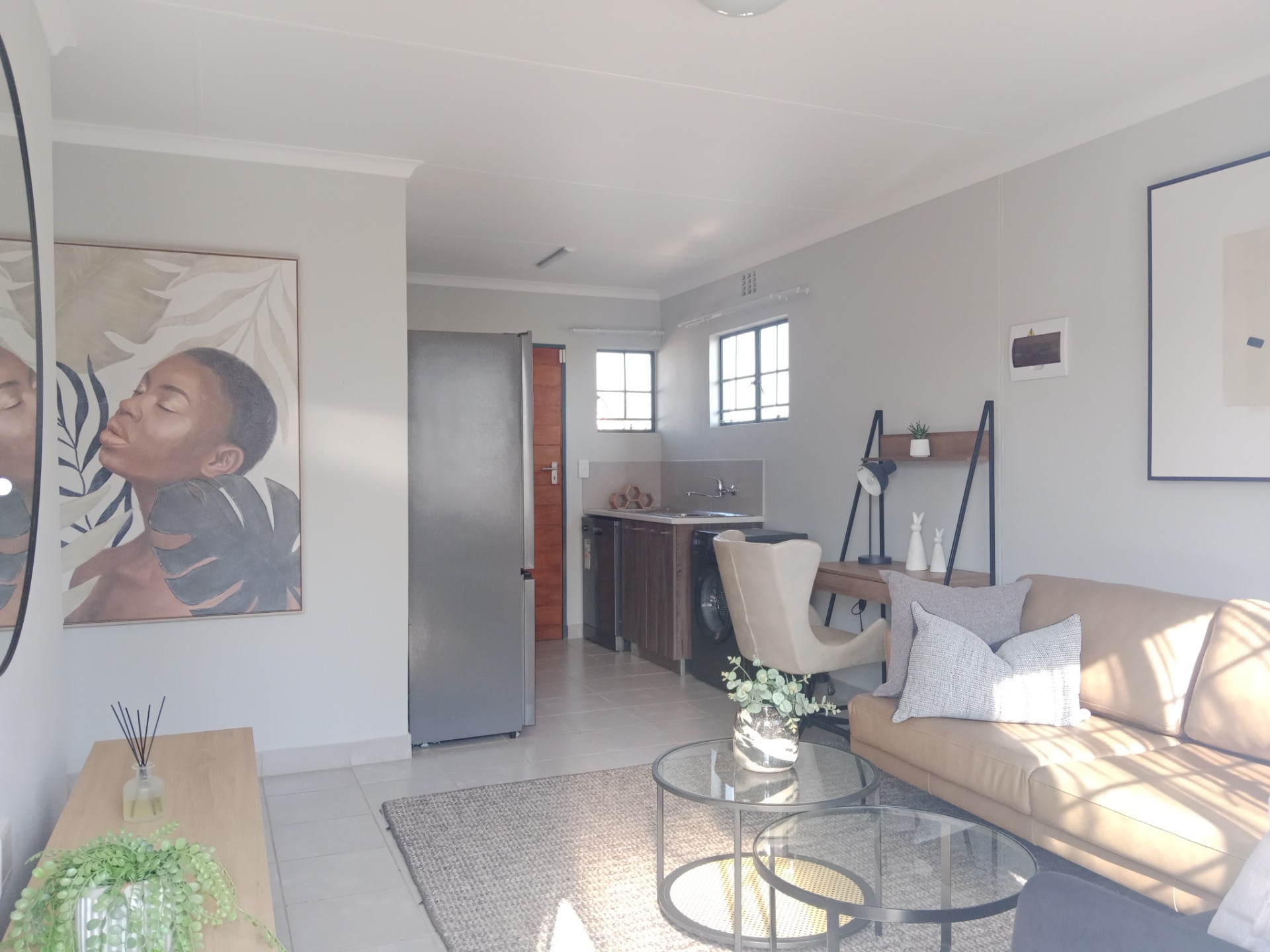 2 Bedroom House To Rent in Diamond City Security Complex near Glenway Estate, Pretoria