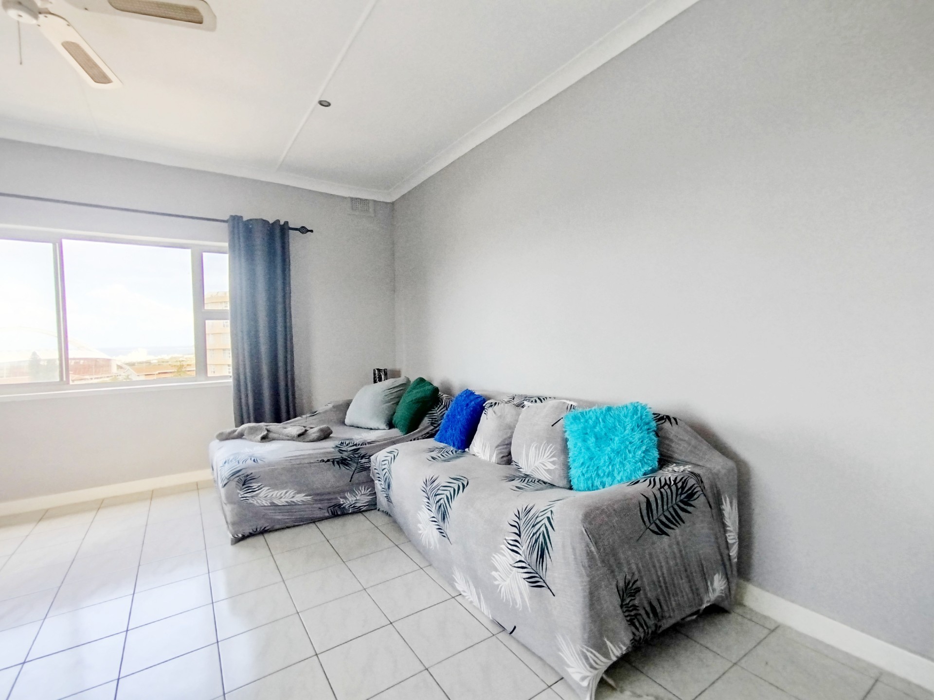 Fully Furnished 2 Bed Morningside Apartment with Ocean View for Rent