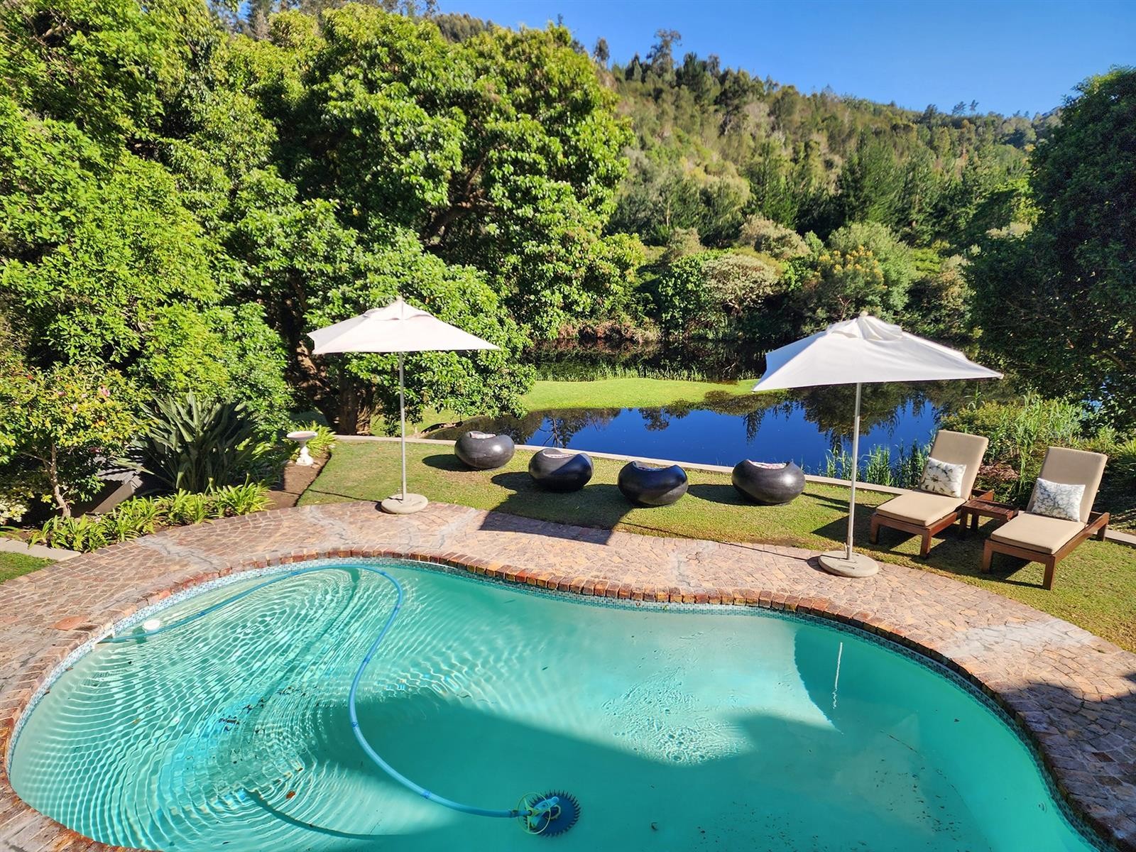 Premium hospitality asset , on the riverside, in the Garden Route.