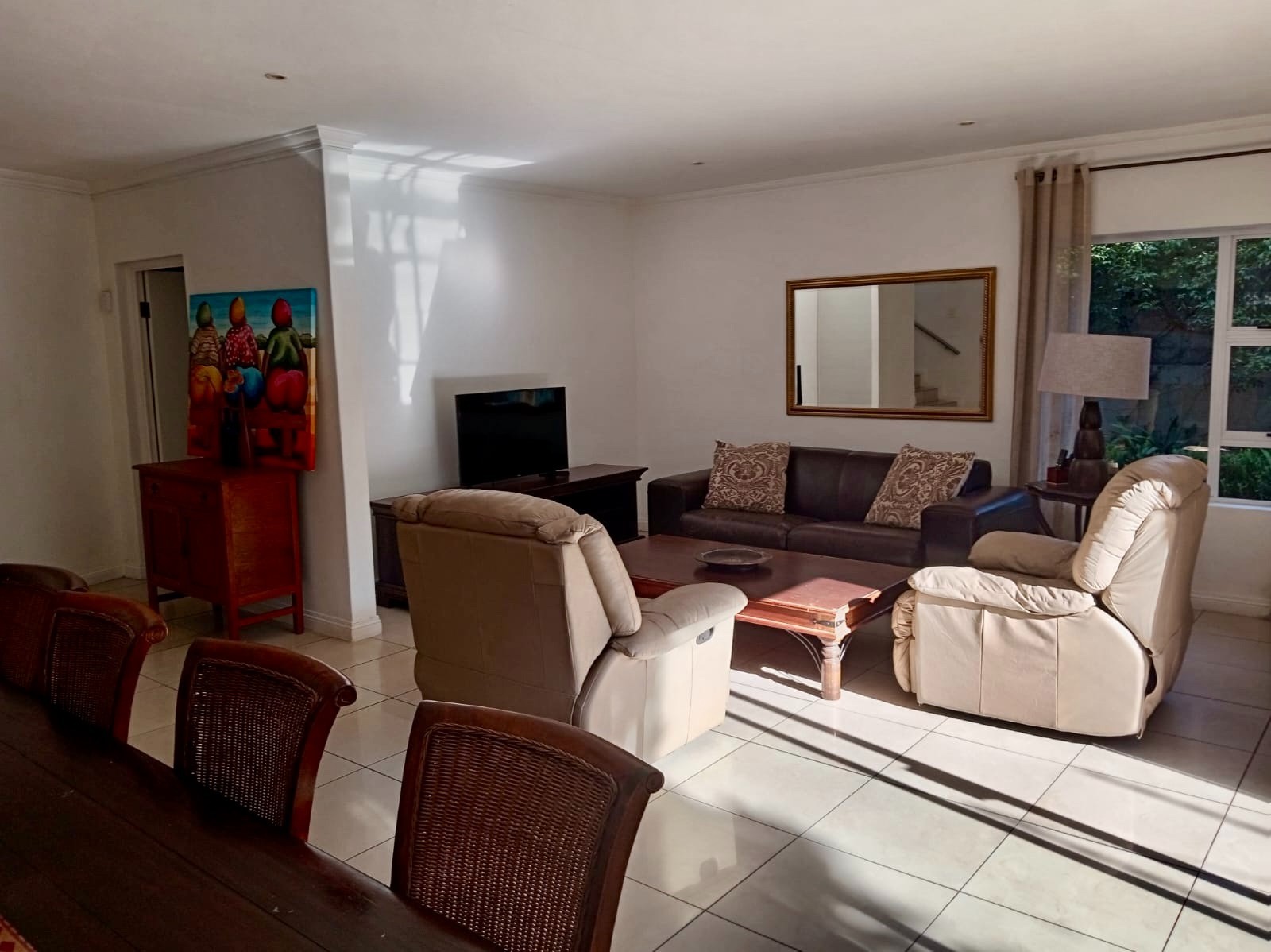 Spacious 4-Bedroom Duplex in Sandown Villas