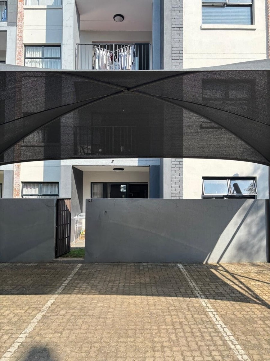 Modern Stylish Apartment in Gleniffer. A Standard Bank EasySell Property