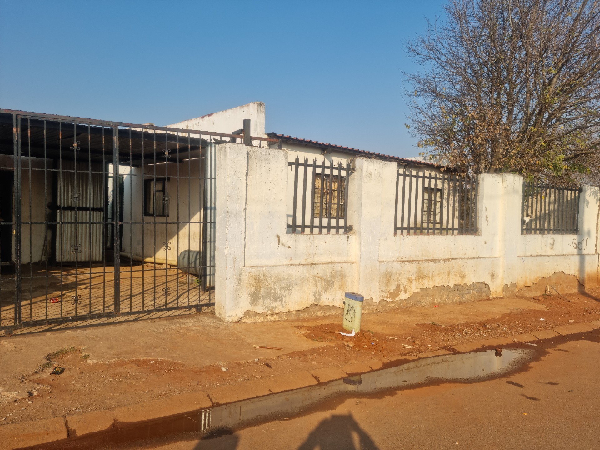 6 Bedroom House in Eldorado Park