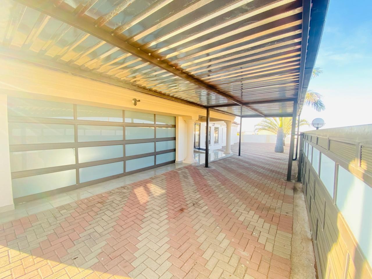 4 Bedroom House For Sale in Kwena Moloto