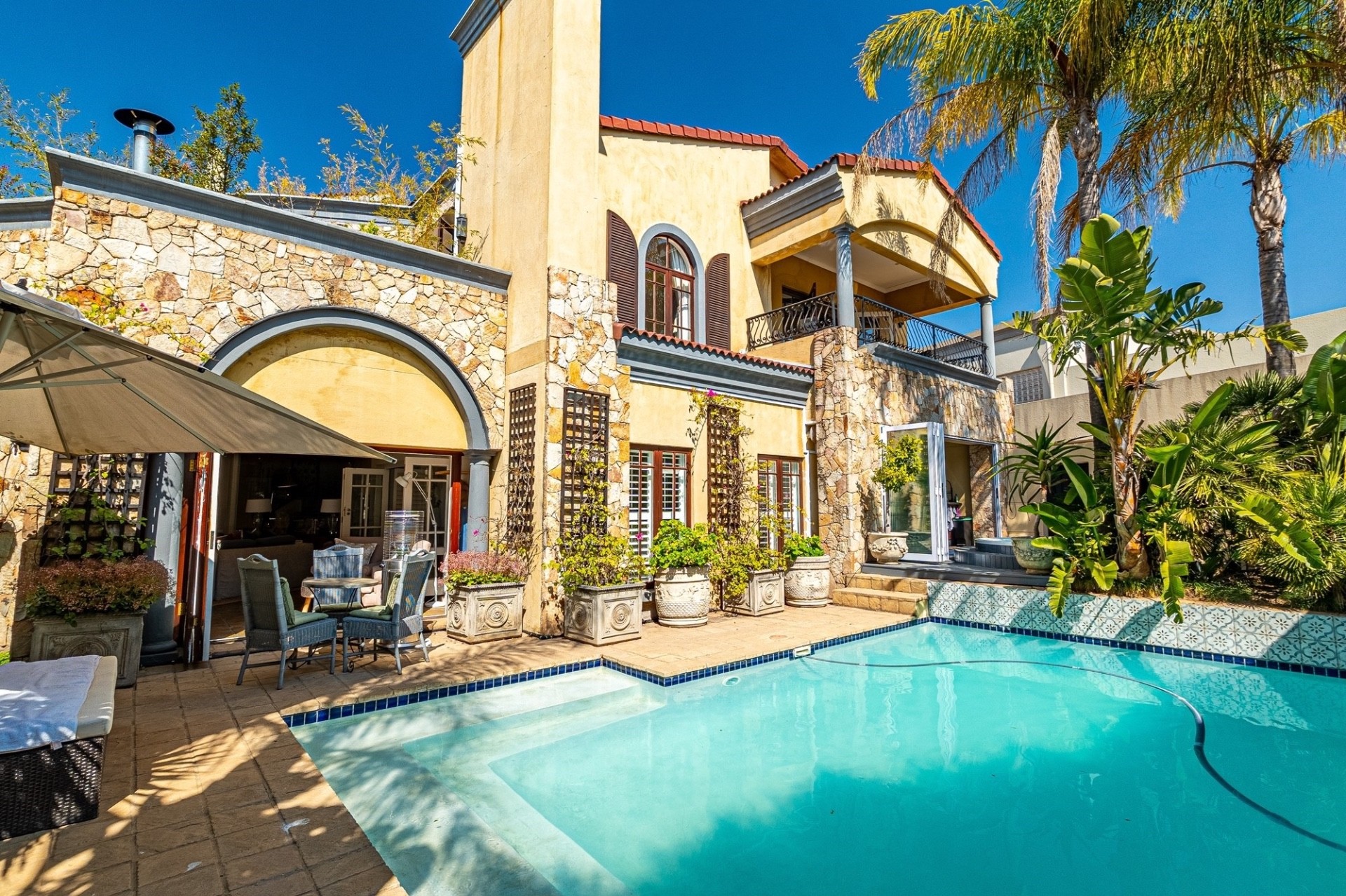 A Masterpiece of Luxury with Vastu Shastra Architecture