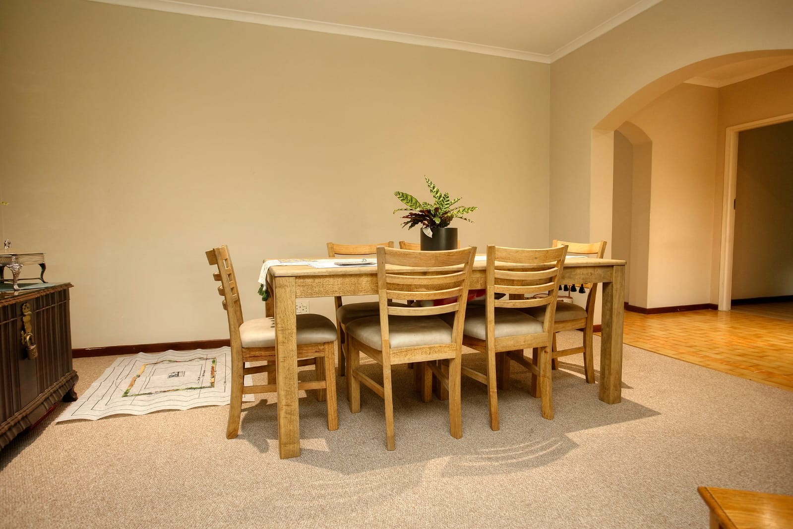 Spacious 2 Bedroom Unit in the Sought-after Greenacres Village