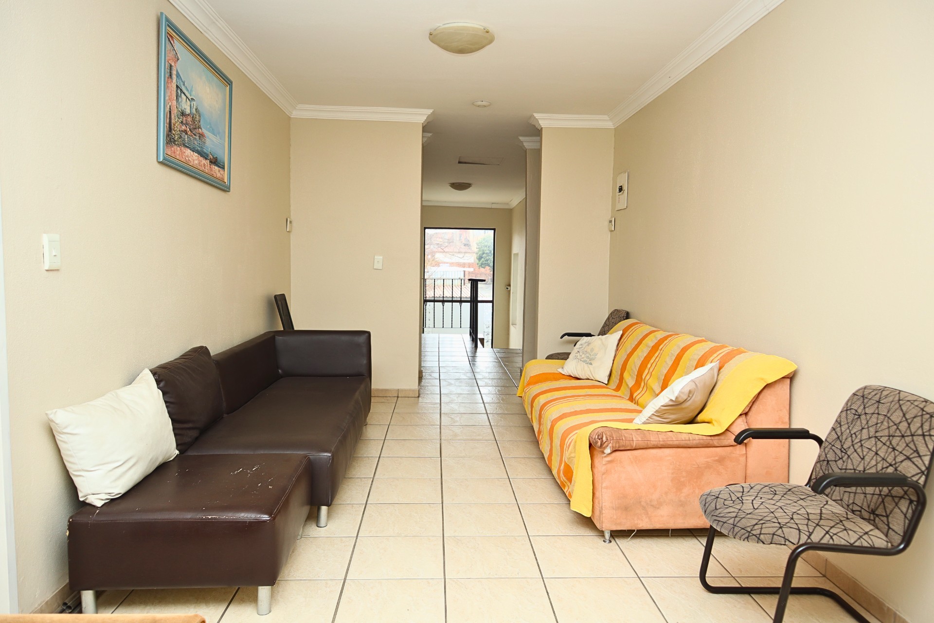 8 En-suite Bedroom House Plus 2 x 2 Bedroom Cottages For Sale in Mayfair West, Johannesburg