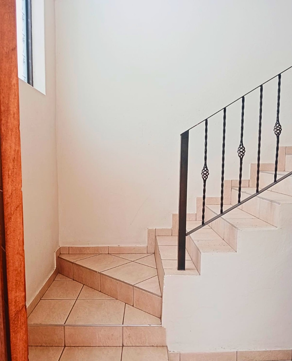 8 En-suite Bedroom House Plus 2 x 2 Bedroom Cottages For Sale in Mayfair West, Johannesburg