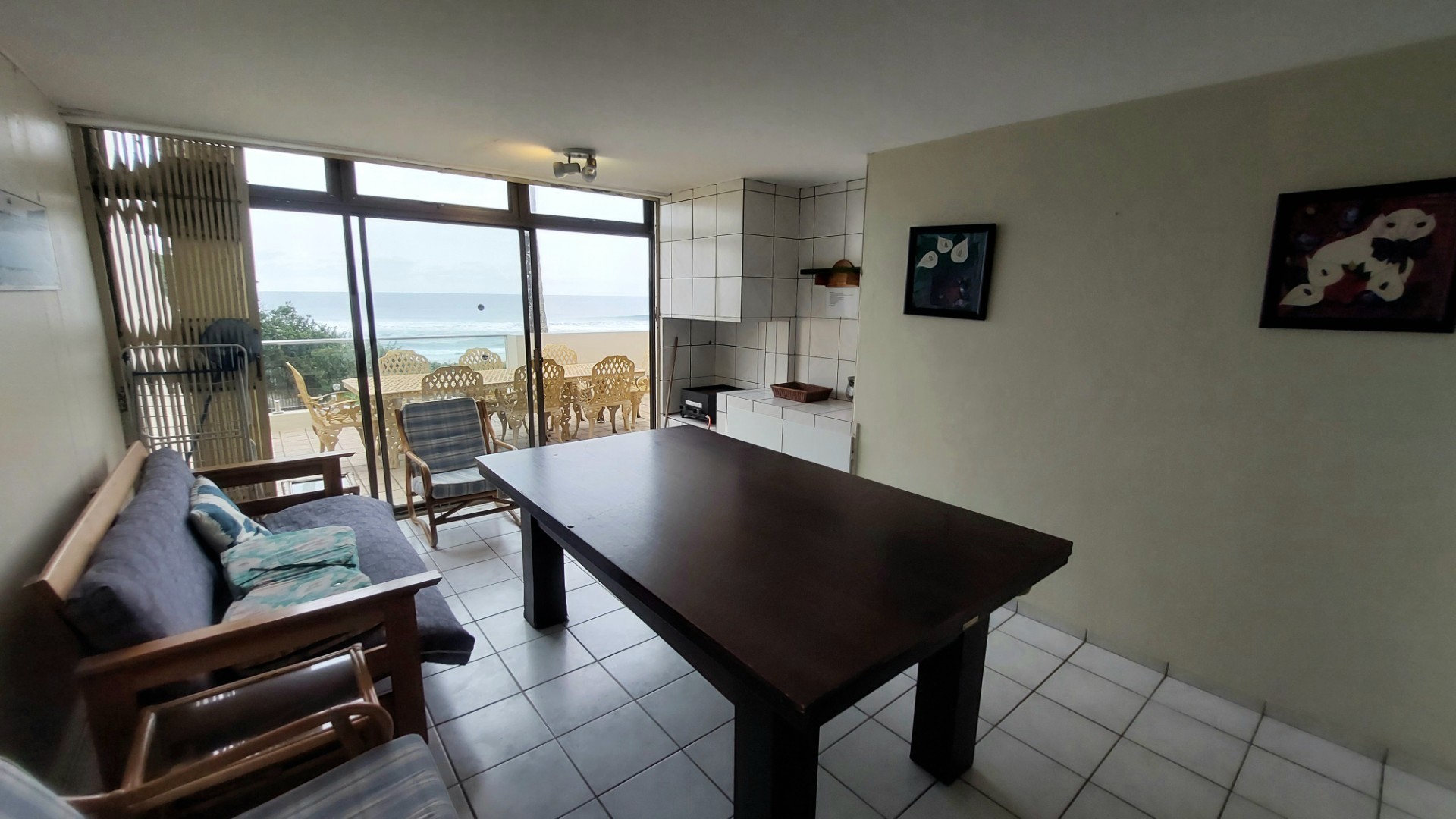Lovely Apartment for sale, Manaba, Margate, KZN